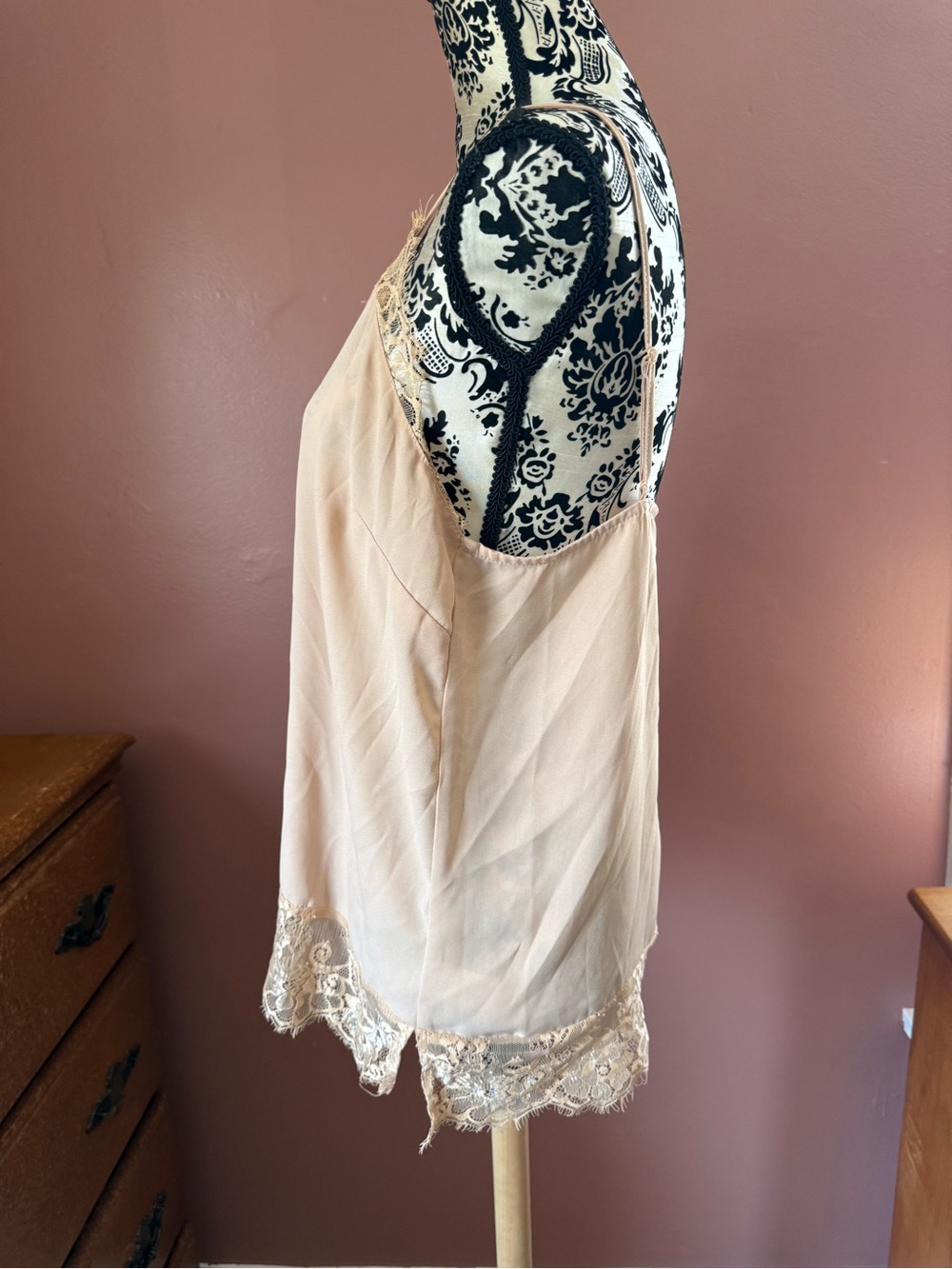 Lace Trim Cami - Picture 5 of 8